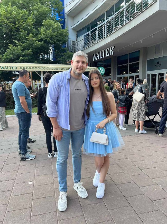 aaaNaše maturantkinje iz Braće 3